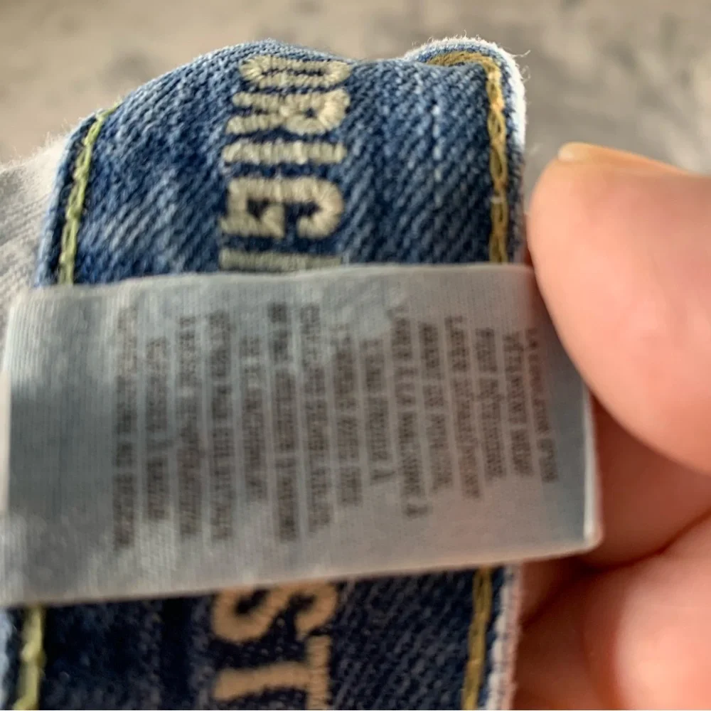 American Eagle Outfitters product pair